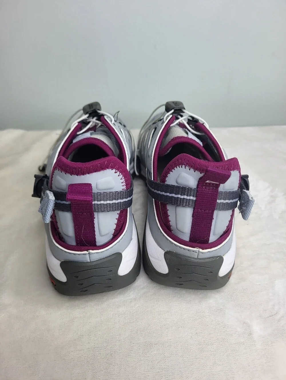 Salomon Ellipse Cabrio Women’s Grey and Magenta Water Sandal Sneakers. Size 7 - Picture 6 of 11